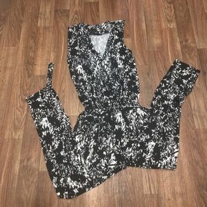 Very Nice Black/White Jumpsuit!!